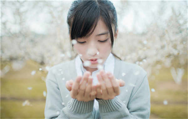 崇阳怀孕后验血多久可以知道男女(怀孕后多久可以验血检查出来)